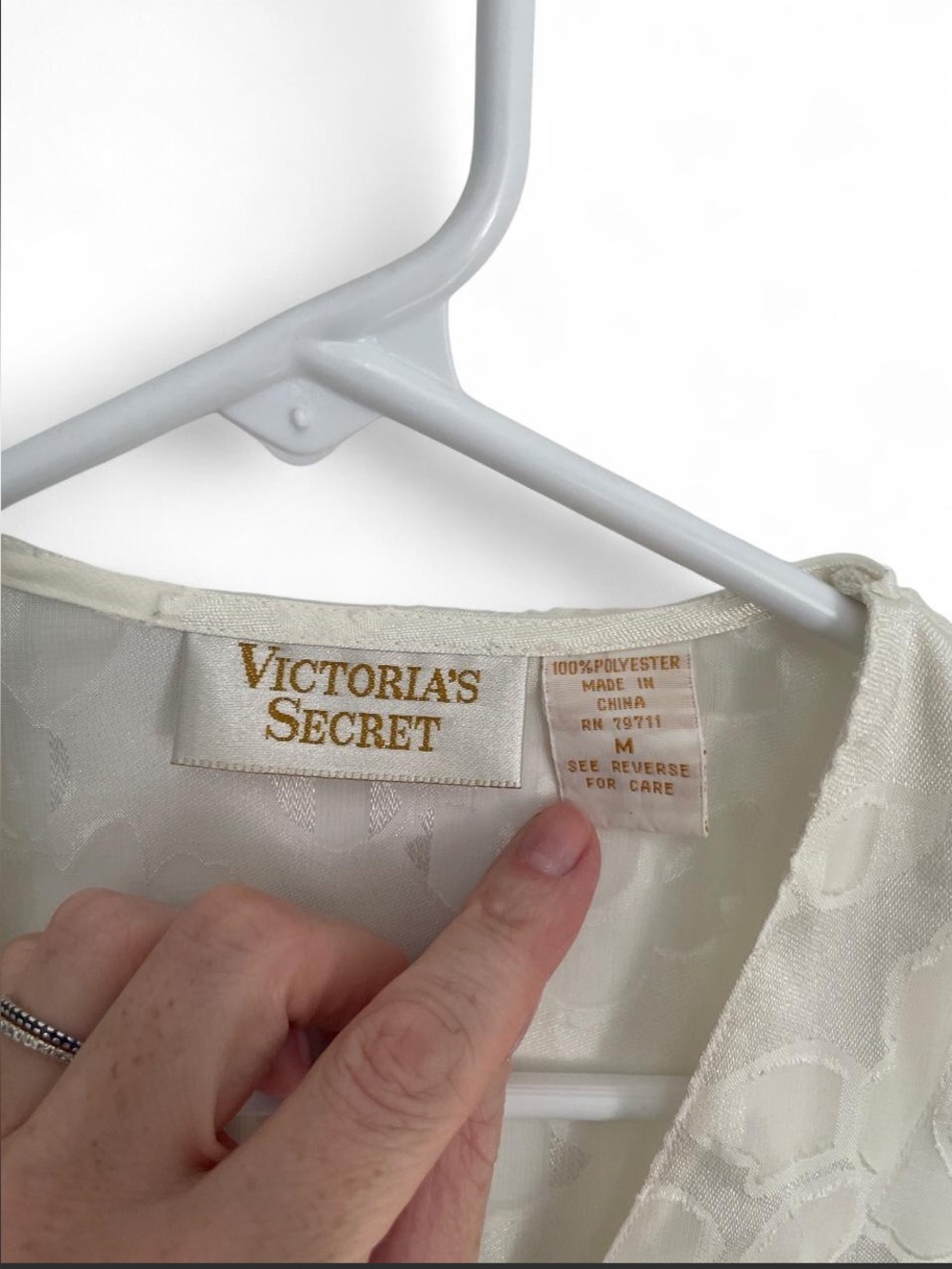 Victoria’s Secret I M - Picture 3 of 8
